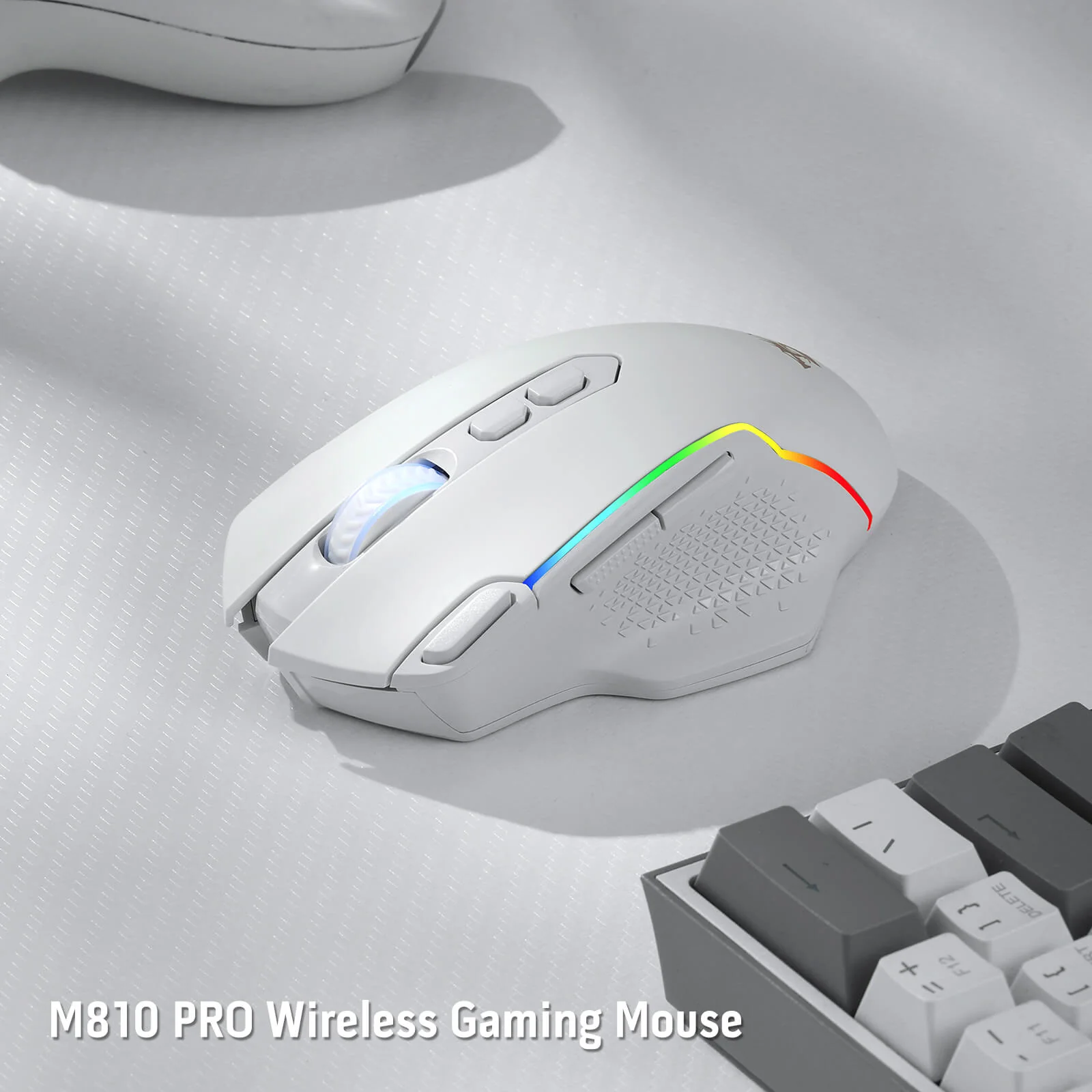 212-taipan-pro-m810-pro-wireless-gaming-mouse-1.webp