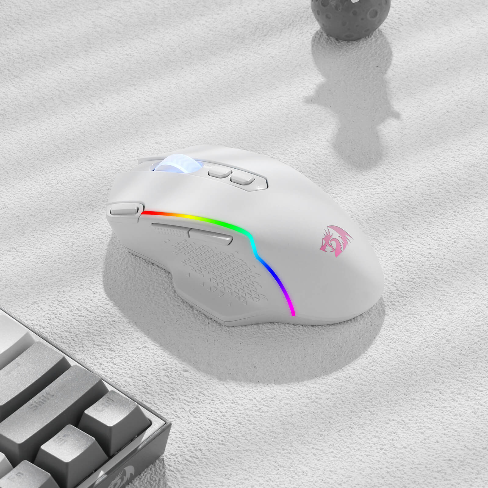 212-taipan-pro-m810-pro-wireless-gaming-mouse-1.webp