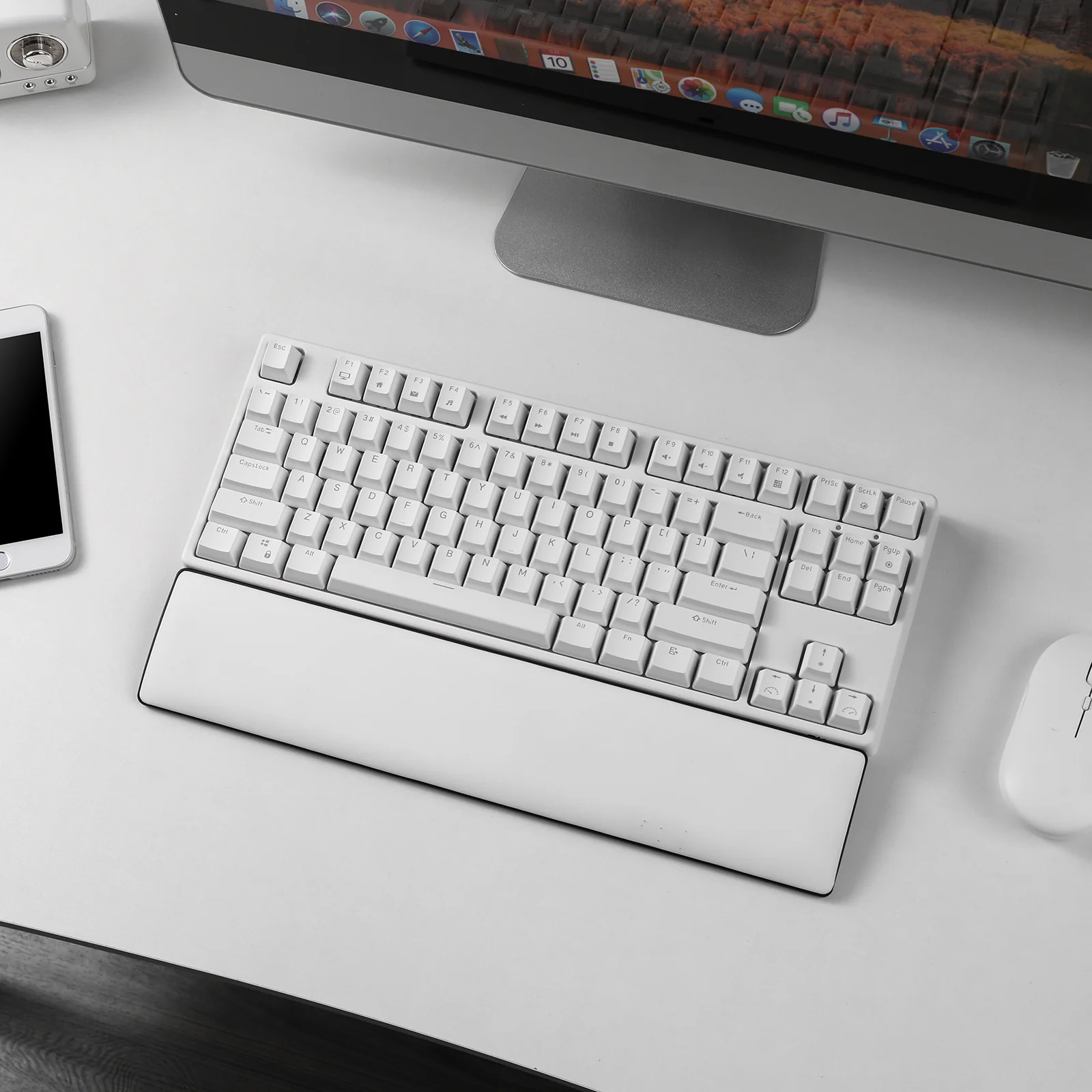355-redragon-x-ltc-keyboard-wrist-rest-1.webp