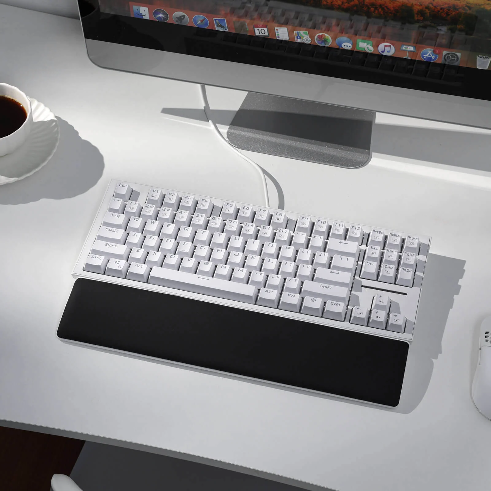355-redragon-x-ltc-keyboard-wrist-rest-1.webp