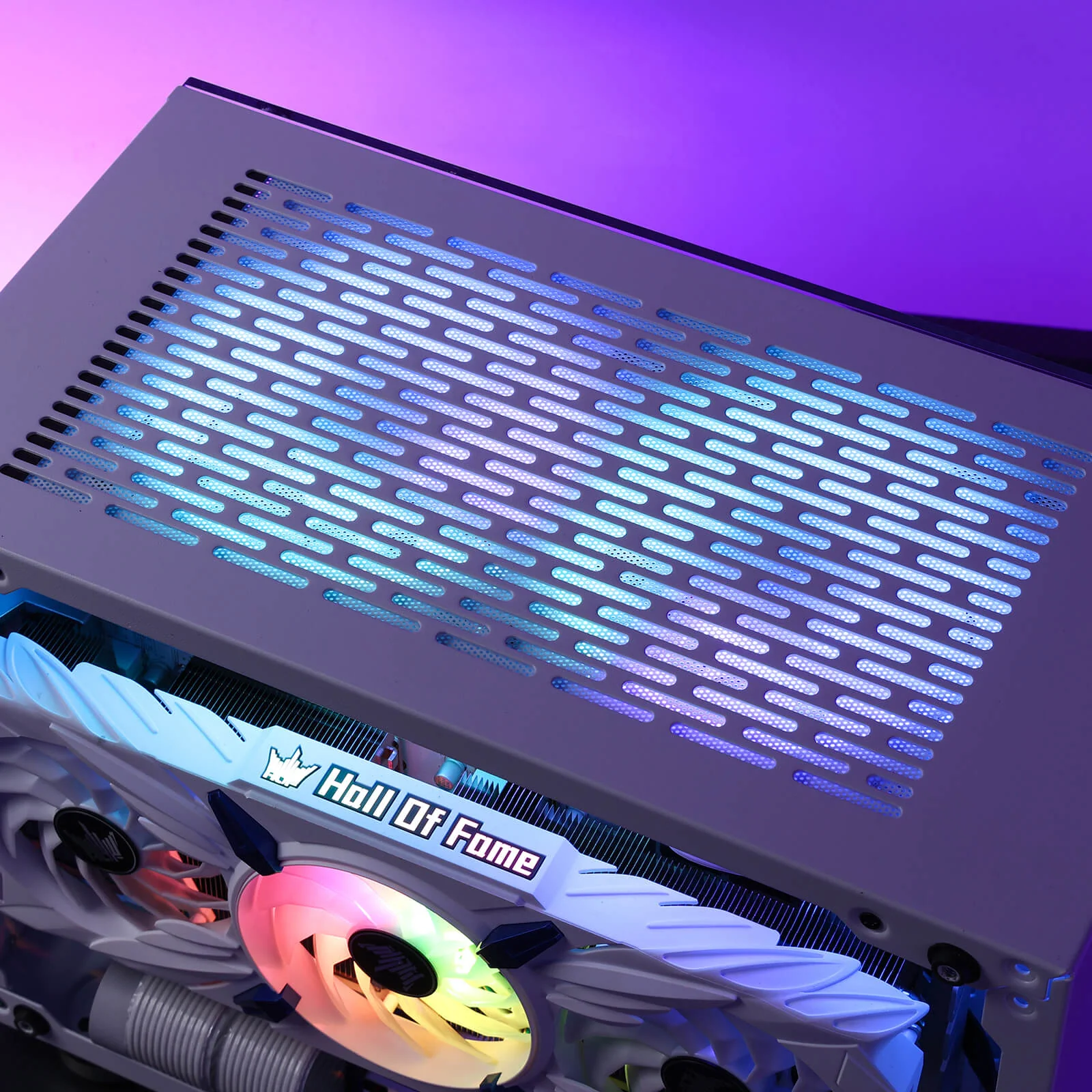675-strafe-eb211-mini-itx-gaming-pc-case-1.webp